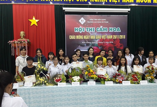 Cam hoa 2018 1