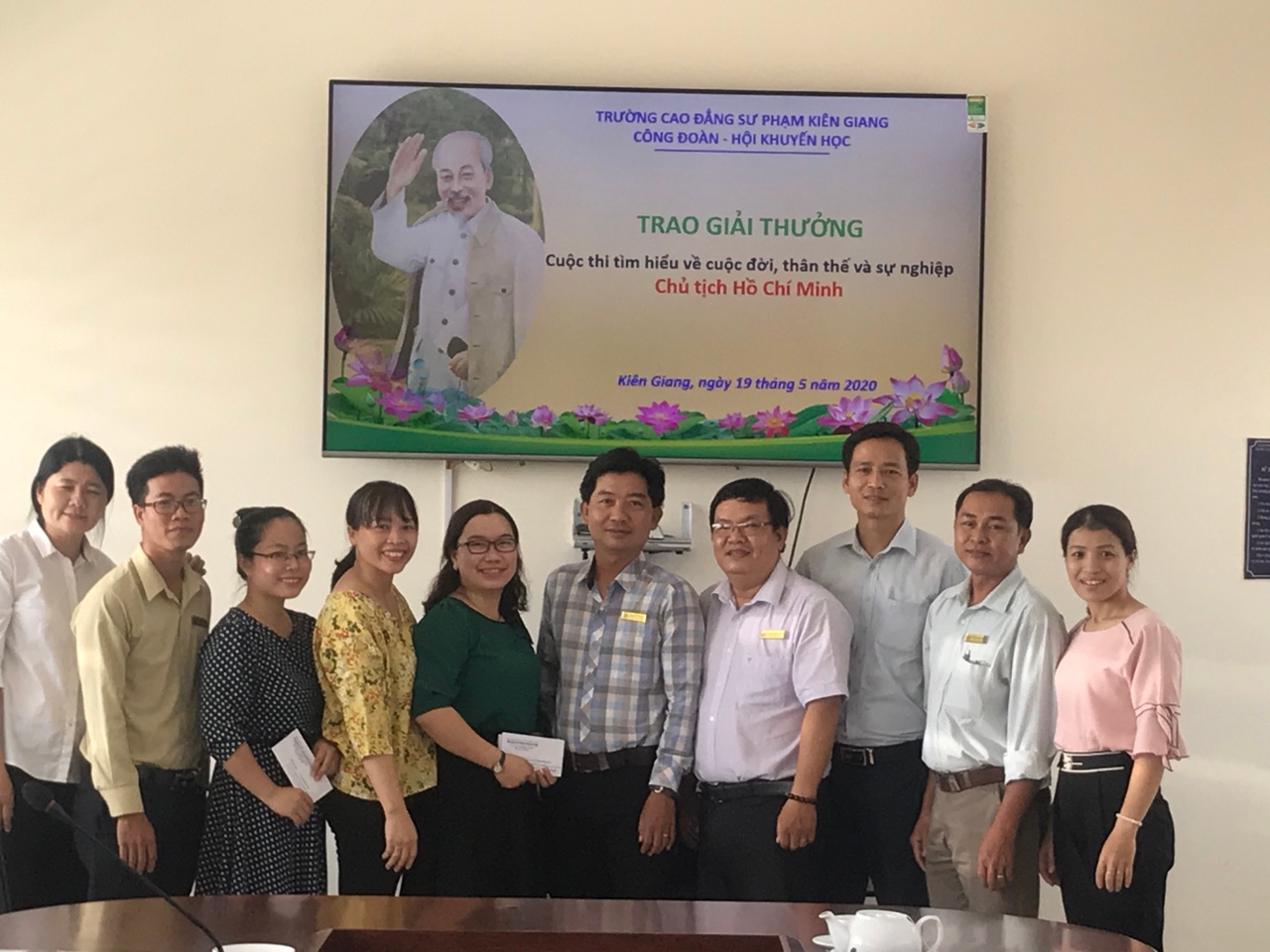 Anh 3 2 Phat thuong